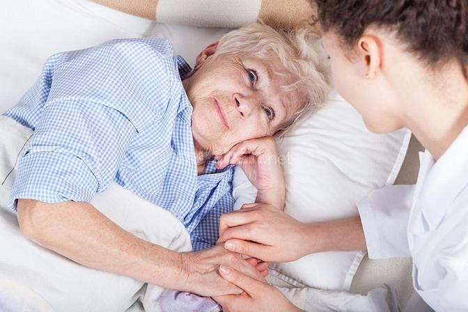 Cần tìm 1 người giúp việc nhà 1 giữ em bé 1 chăm người già