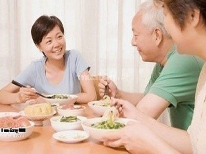 Cần tuyển người giúp việc nhà phụ chăm em bé bao ăn ở lại làm việc lâu 58216105 Cần tuyển người giúp việc nhà phụ chăm em bé bao ăn ở lại làm việc lâu