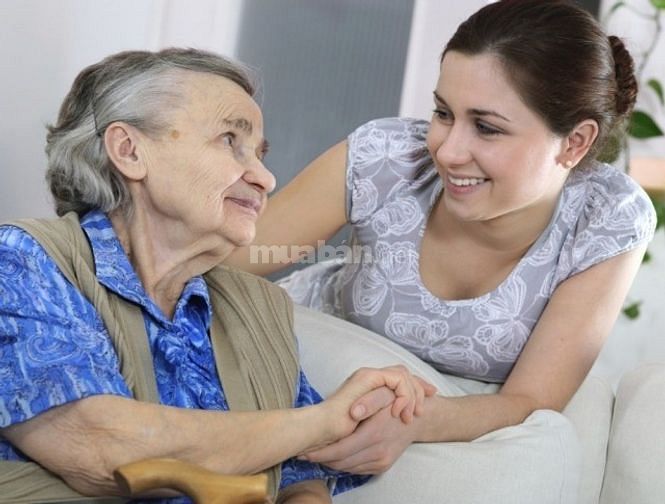 Nhà cần tìm 1 người giữ bé 1 người giúp việc nhà 1 người chăm bà